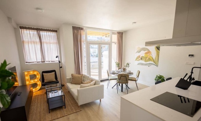 Delfshaven Apartamento | Brilliant 1 Bed Serviced Apartment 52m2 -NB304B-