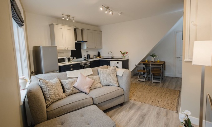 Honley Apartamento | Apartamento-Apartamento-Baño Privado-Vista a la Calle