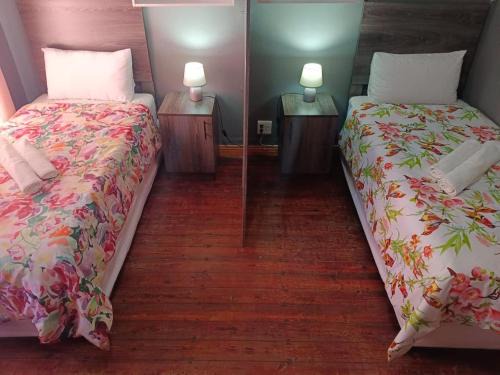 Greater Johannesburg Metropolitan Area Casa | Brix 7 single beds