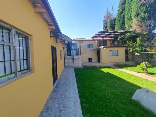 Greater Johannesburg Metropolitan Area Casa | Brix luxury prop