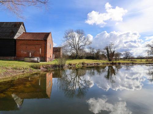 Harleston Casa | Brook Farm