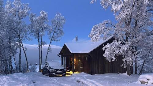 Bruksvallarna Casa | Bruksvallarna - Modern fjällstuga med panoramautsikt och WiFi