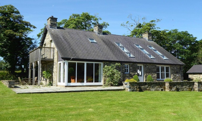 Tregaron Cabaña | Bryn Isaf, Tregaron - Dos Habitaciones Casa Rural, Capacidad 5