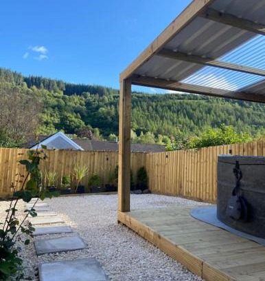 Abercwmboi Casa | Brynhyfryd Cottage
