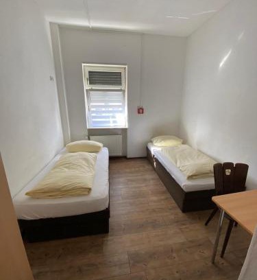 Sandhofen Cama Y Desayuno | Budget Hotel Mannheim