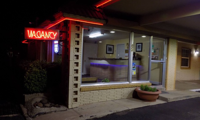 Tucumcari Hotel | Budget Inn