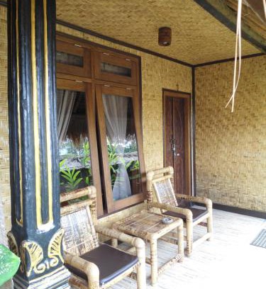 Tetebatu Casa | Bulan Bungalows and Cafe