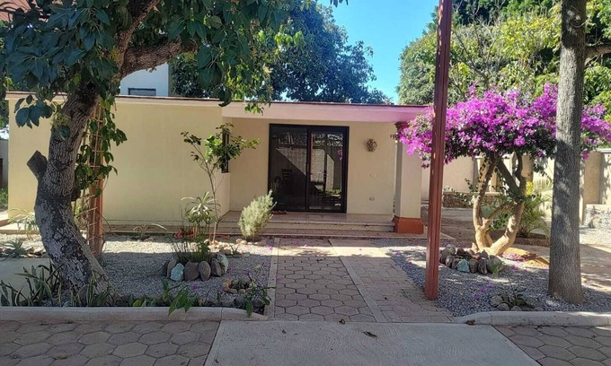 Oaxaca Casa | Bungalow en poblado tradicional oaxaqueño (pet friendly, a 7 minutos del Tule)