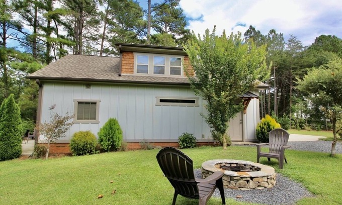 Campobello Casa | Bungalow on a 3 acre mini farm in beautiful Campobello SC