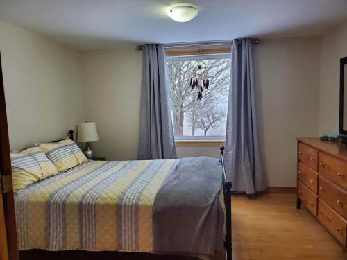 Saint John Casa | Bungalow on The Bay in Lorneville