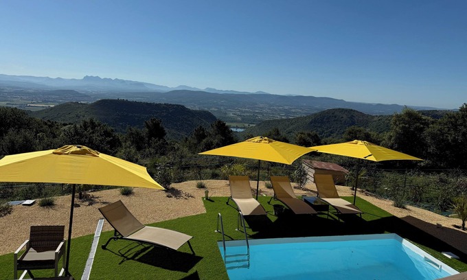 Rompon Casa | Bungalow private swimming pool EXTRA view, summer kitchen, plancha, petanque game, in the heart of nature