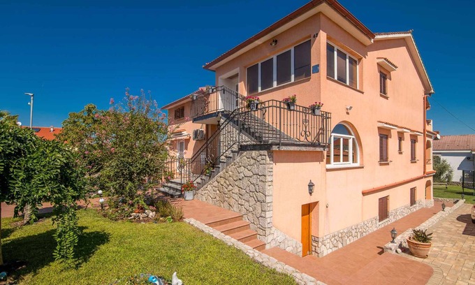 Porat Casa | Casa vacacional con terraza