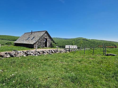 Laguiole Casa | Buron de Léon, en plein cœur de l Aubrac