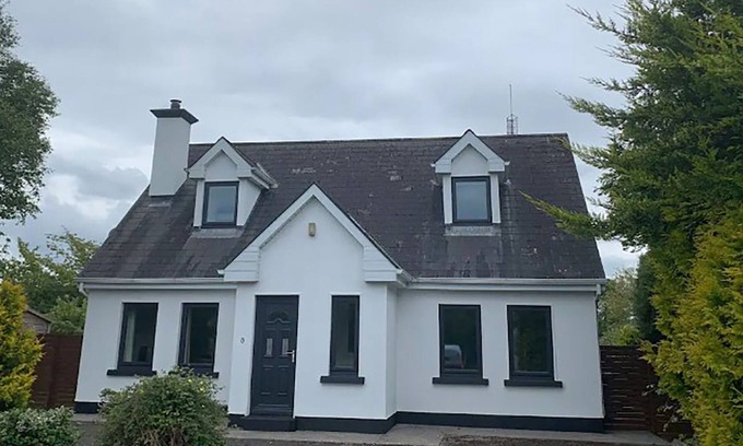 Ballyvaughan Casa | Burren Seaside Lodge by Interhome