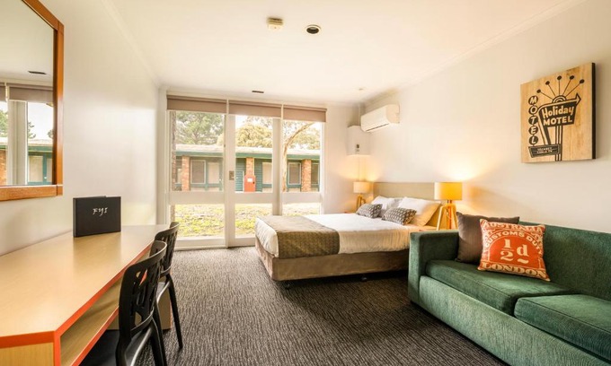 Vermont South Hotel | Burvale Hotel