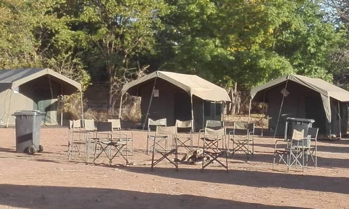 Maun Otro | Bush Baby Calls mobile camps