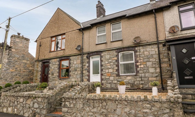 Trefor Cabaña | BYTHYNNOD NEWYDD, admite mascotas, con chimenea en Trefor, Ref 960368