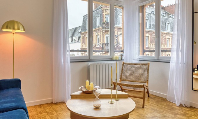 Centre Ville Rive Gauche Apartamento | Cécile, joli F2 avec parking, proche de la Seine