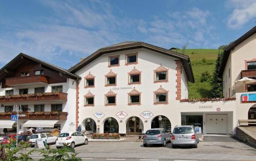 Santa Cristina Val Gardena Apartamento | Cësa Panaval Apartments