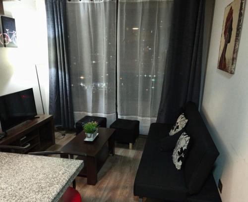 Las Rejas Apartamento | Cómodo departamento de arriendo diario equipado x4