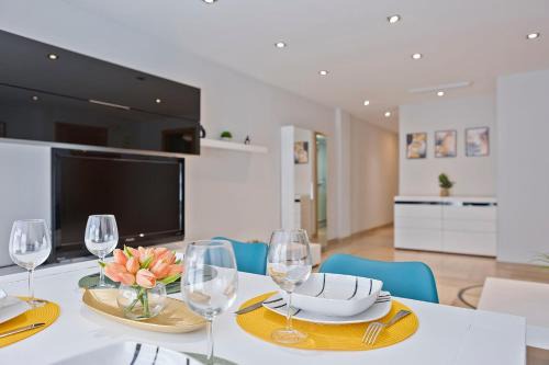 Sueca Apartamento | Cómodo y luminoso apto cerca de Playas y Valencia