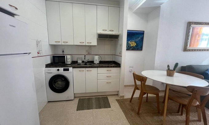 Centro de Alicante Apartamento | C Ntrico y Acogedor Ideal Para Explorar la Ciudad