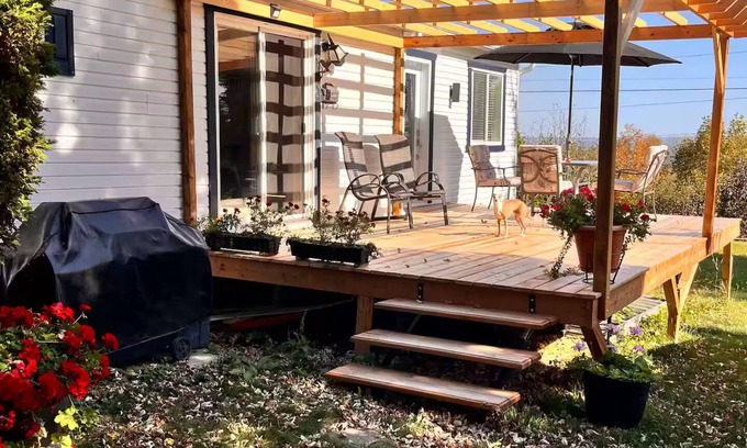 St-Francois-de-l'Ile-d'Orleans Chalet De Esquí | View of the St. Lawrence