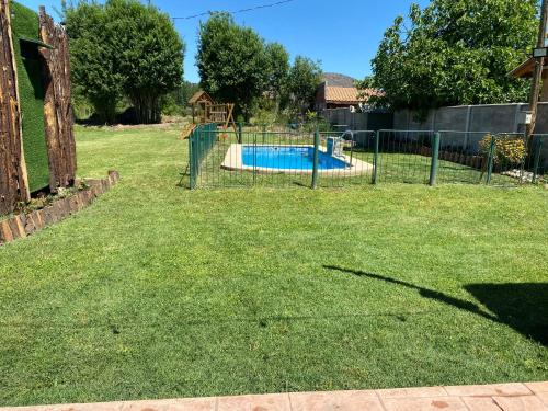 Coinco Otro | Cabaña con quincho, tinaja y piscina