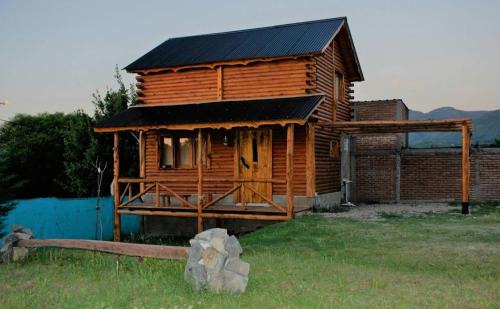 Valle Hermoso Chalet De Esquí | Cabaña jacaranda