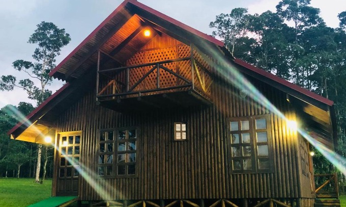 Penjamo Cabina | Cabaña rodeada de naturaleza en San Carlos