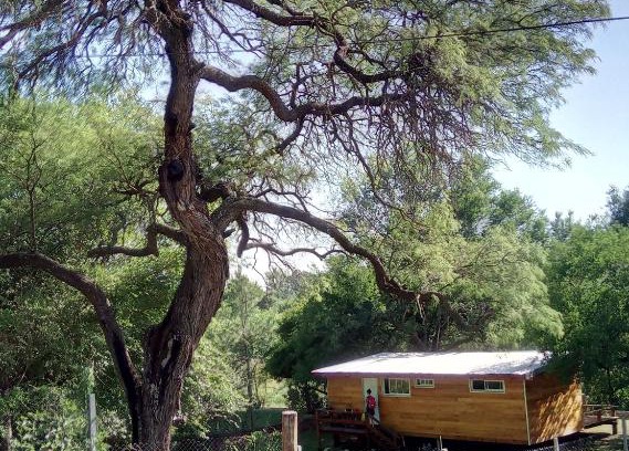 Villa Los Aromos Apartamento | Cabañas Piedras del Xanaes, colindantes al río