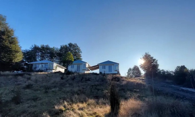 Rilan Cabina | Cabañas Tehuaco, Cabaña Carpintero negro