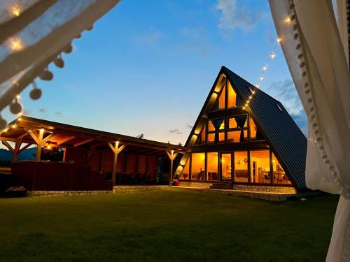 Bistra Chalet De Esquí | cabana KARMA