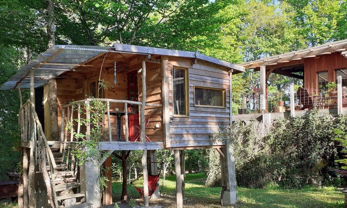 Couze-et-Saint-Front Cabina | Cabane Cosy en Lisière de Bois Pour un Séjour Ressourçant