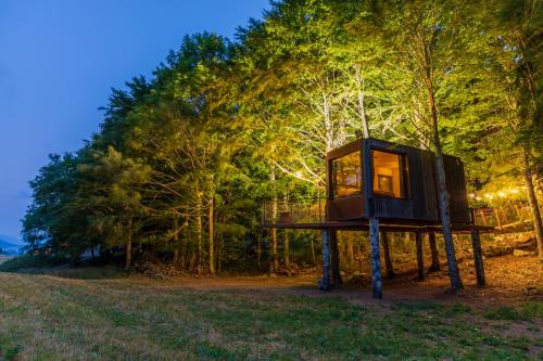 Autrans-Meaudre-en-Vercors Casa | Cabane perchée La Résilience sur le plateau du Vercors