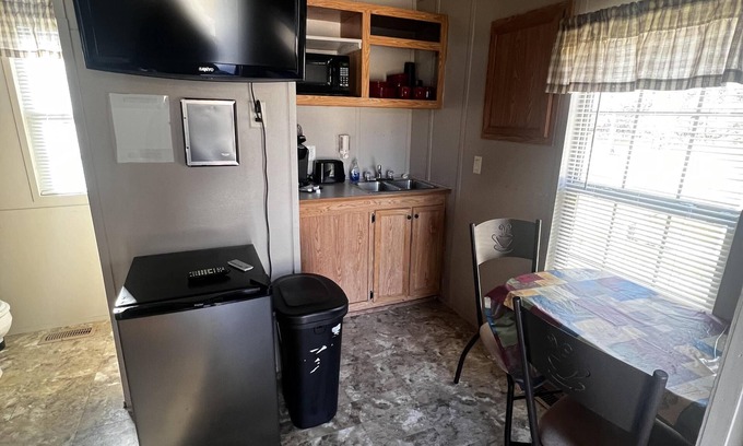 Dickerson Run Cabina | Cabin 2 - So comfy youll have everything you need in this cabin for a great weekend.