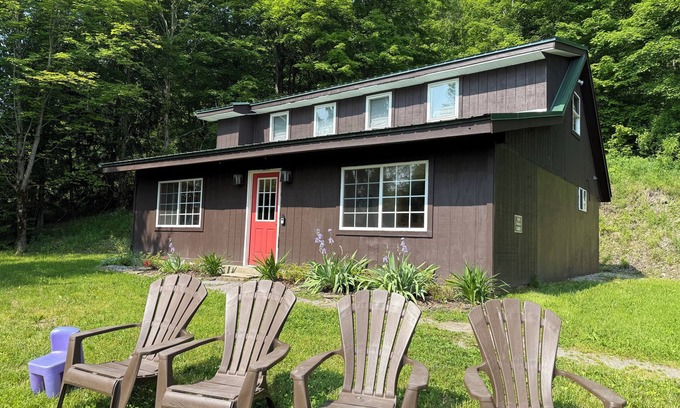 New Woodstock Casa | Cabin at Mystic Mountain