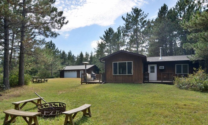 Solon Springs Casa | Cabaña privada en 15 acres y cerca de la cadena de lagos Eau Claire