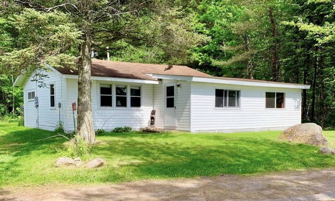 Hayward Cabina | Cabin on Teal Lake
