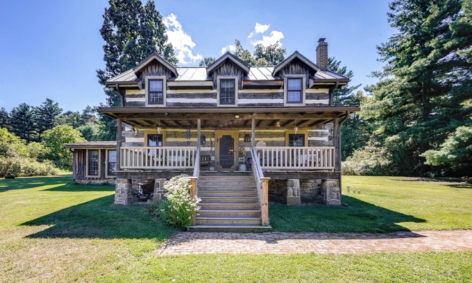 Pine Grove Mills Cabina | Cabin Vacation Rental ~ 8 Mi to Penn State!