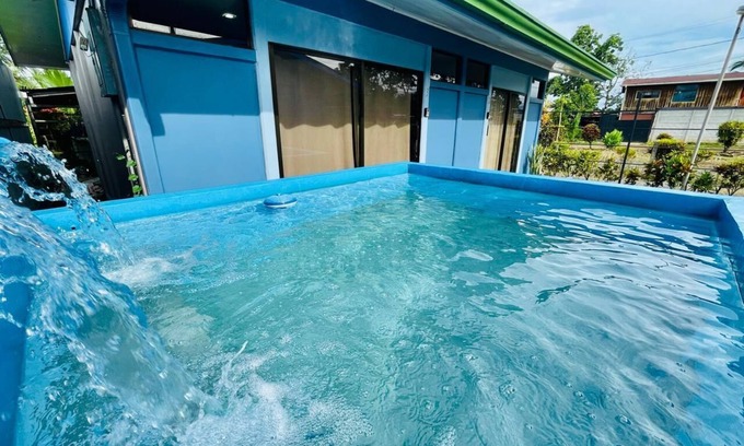 El Tanque Cama Y Desayuno | Cabinas Arenal Home