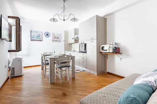 Calasetta Apartamento | Calasetta-Nice Apartment near Sottotorre beach!