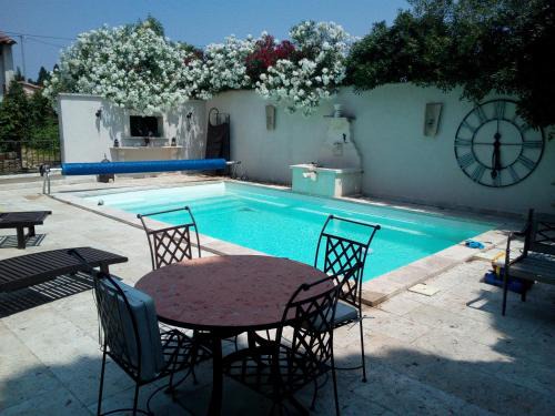 Tarascon Apartamento | Calenco des Carlenes