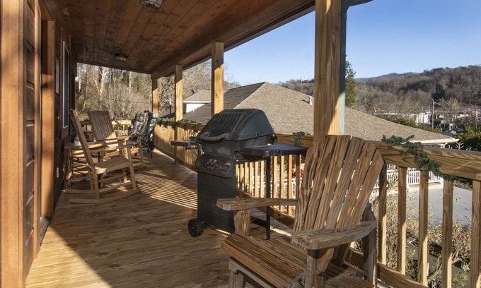 Bryson City Cama Y Desayuno | Calhoun House Inn & Suites