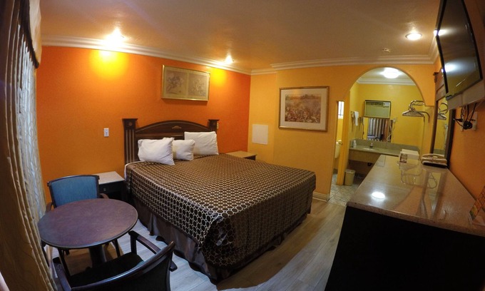 Southwest Anaheim Hotel | Calico Motel