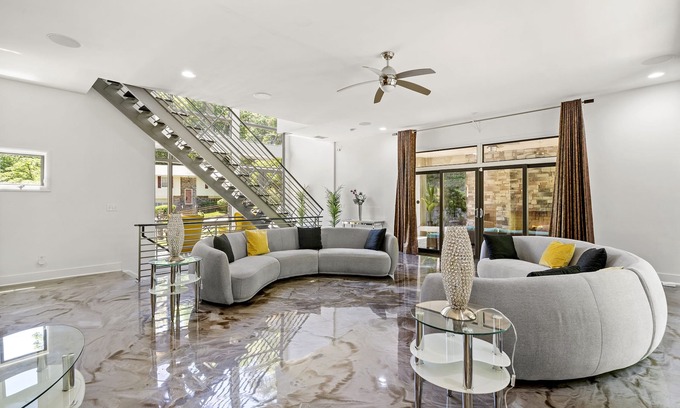 Collier Heights Casa | California Dreamers in the City