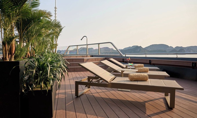 Ha Long Alquiler De Eote | Calista Halong Bay Cruise