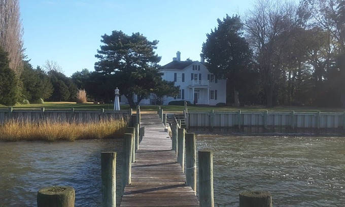 Onancock Casa | Casa Clifton - 5 Acre Waterfront Estate