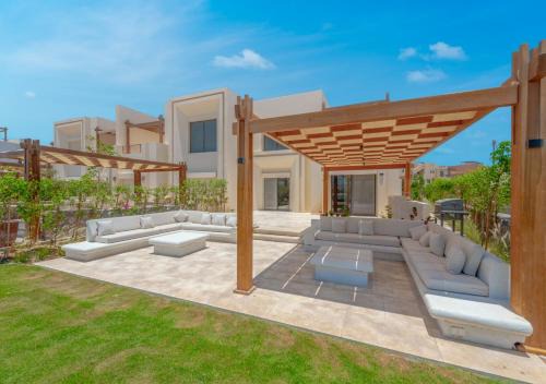 El Gouna Casa | Calm 3BR House in Shedwan Gouna BBQ, Pool & Lagoon