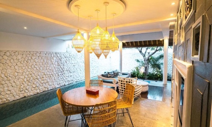 Petitenget Villa | CALM VILLA SEMINYAK